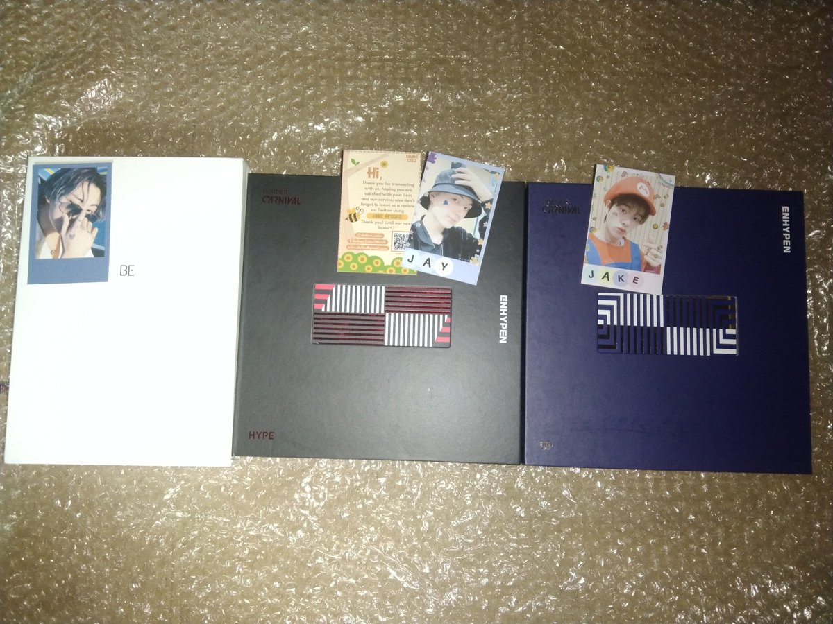 tinyly_'s tweet photo. i already received the albums π₯° actually kahapon pa. the album arrived safely, napaka kapal ng bubble wrap super secured. nagka problem lang dun sa isang ver but okay lang. thank you! @DalbeeC
#DBC_PROOFS https://t.co/A1t21dZ1nZ