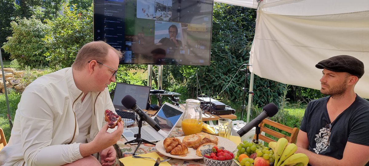 GoodAIdev's tweet image. Another great day of discussions with the GoodAI Research team, @okw, @36zimmer, @NathanielVirgo, @blake_camp_1, and many more! Today we were Exploring the Manual and Automatic Badger approaches. Looking forward to the final day tomorrow!