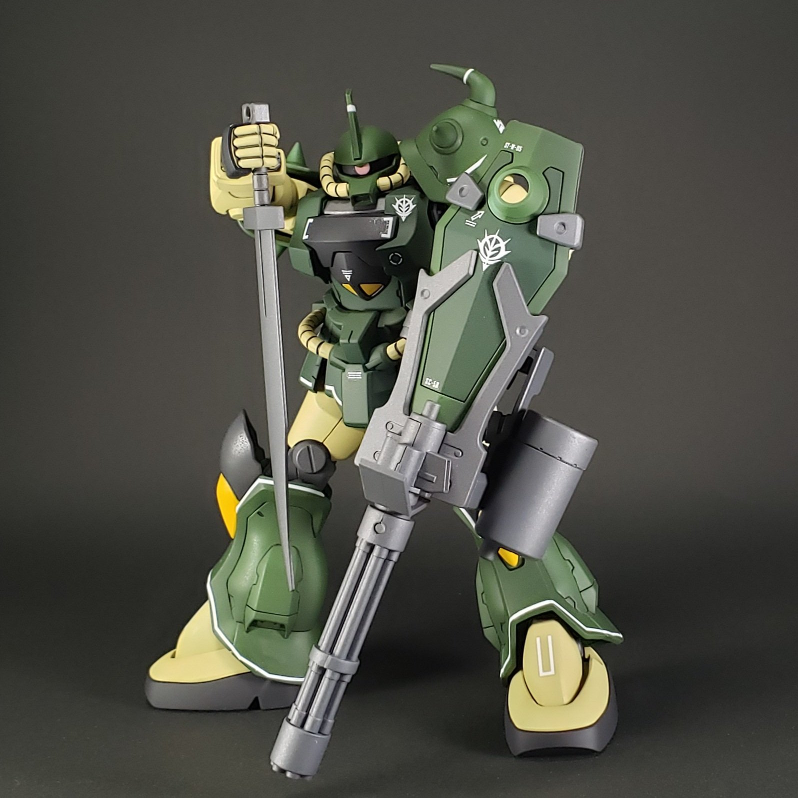 みのふす きい Hguc グフカスタム 完成 こいつは エースだ ガンプラ T Co Ppzsrfcrwa Twitter