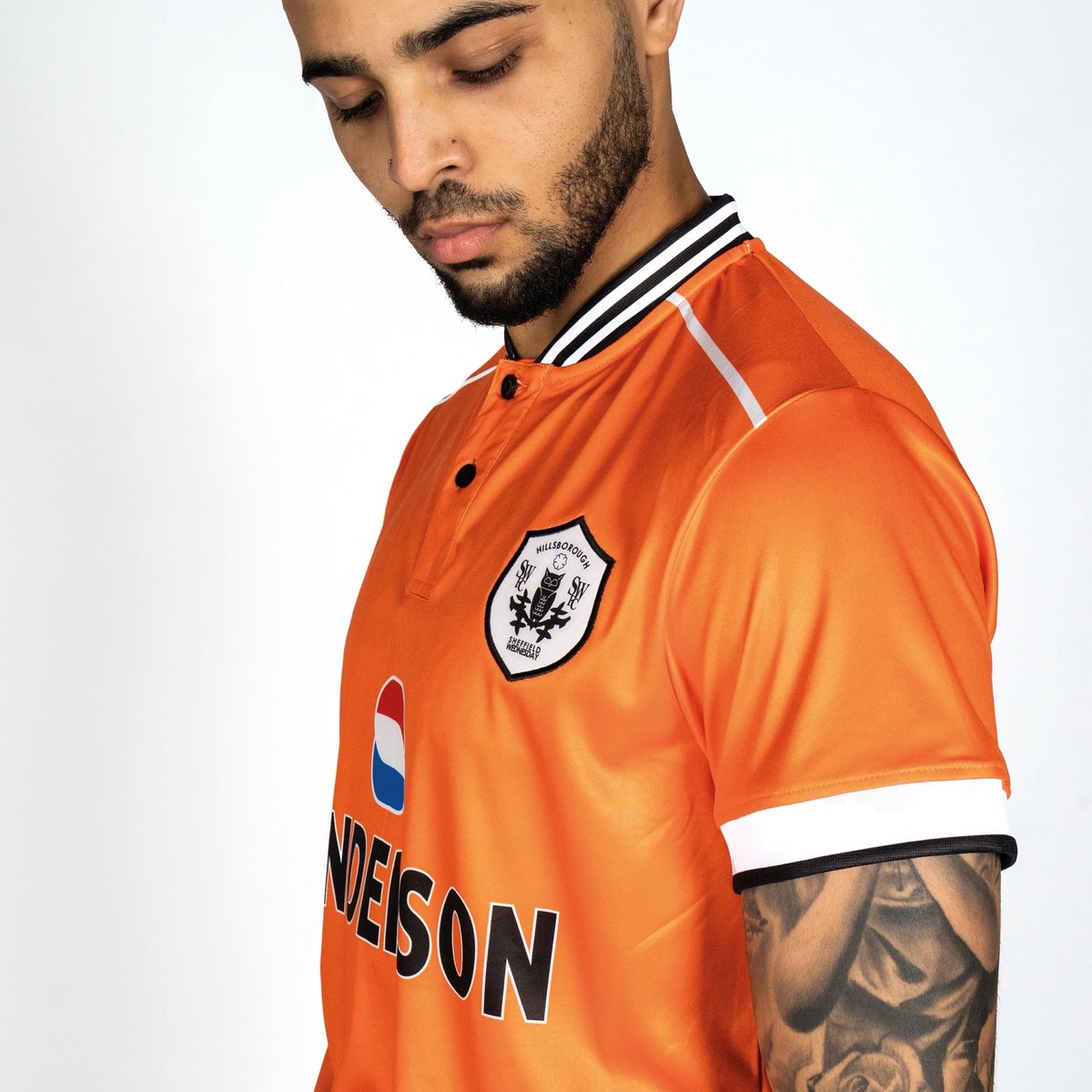 This month’s #TerraceYWC giveaway is live…

We thought we could get amongst the retro action again, so I’ve got a ’98 #SWFC replica to giveaway to one lucky winner.

To enter, follow @theterracelife, RT this tweet and then cross your fingers - winner announced on Saturday. 🦉⚽️