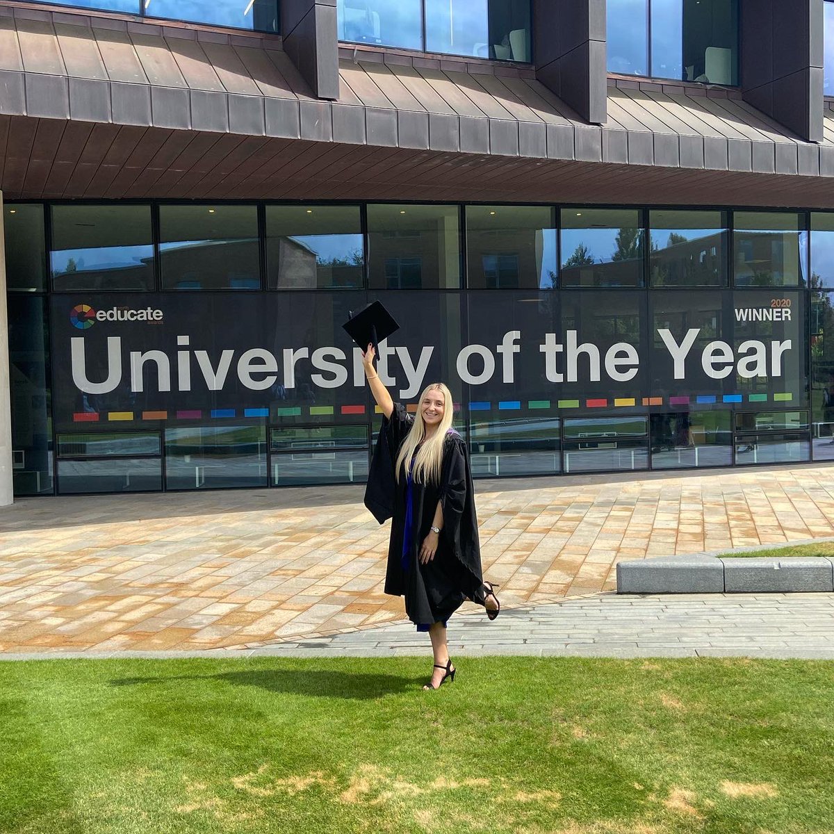 Missblake_'s tweet photo. The best day 👩🏼‍🎓 https://t.co/vF6KhL1LAa
