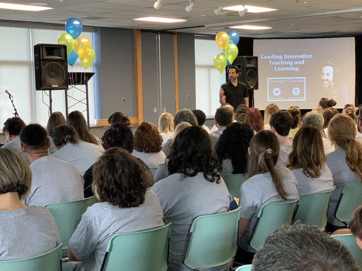 Lauren Sneed tweet media