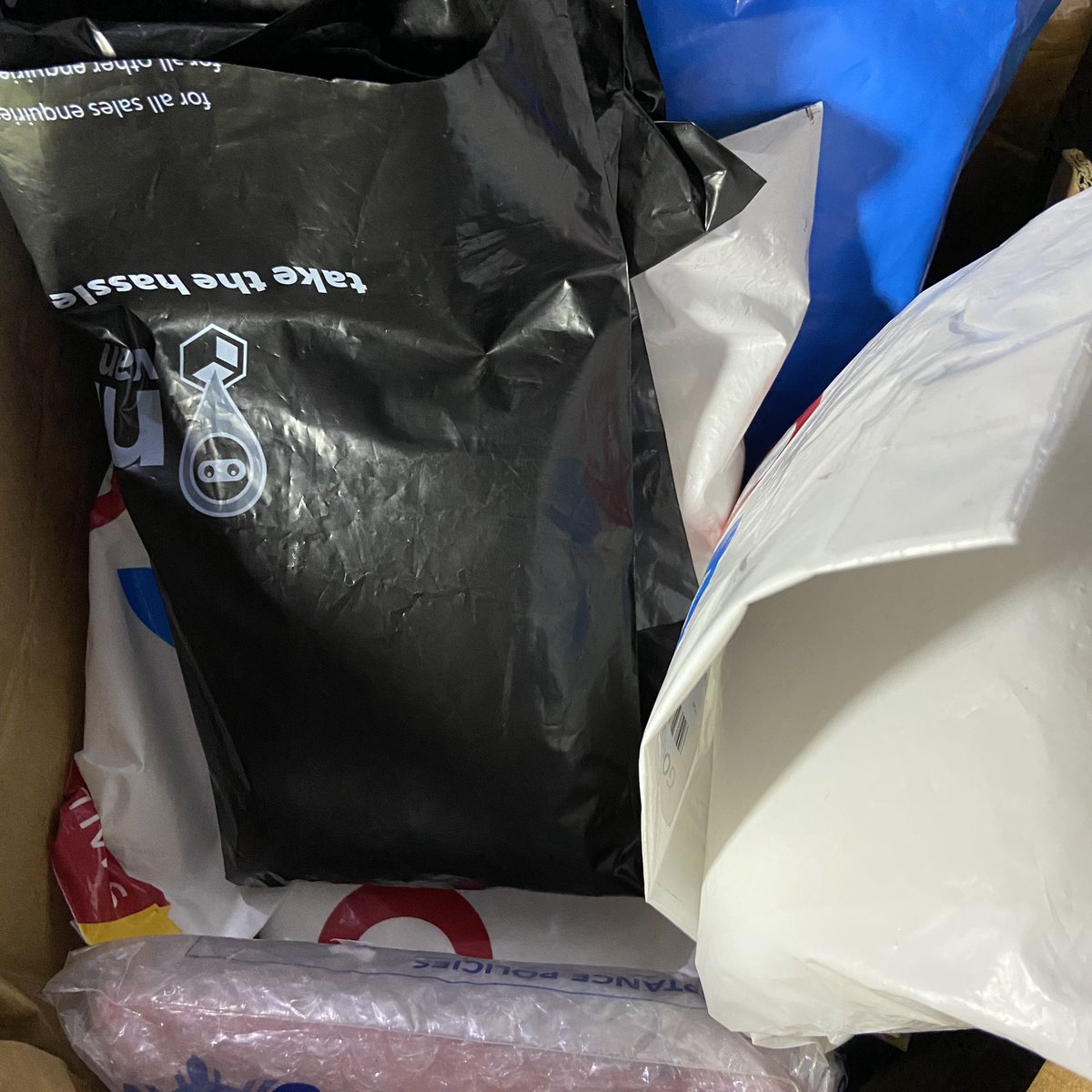 newgastos's tweet photo. i wasn't able to take a proper photo of how much parcels you took care for me in the past few months but thank u for making sure they're all safe !!
ubos ko na agad yung freebies sana may bonus po next time EMZ ty bff, until the next shipout π€ β @wpzzh #wpzkeeps #wpztnx https://t.co/Xa9sy3MtQS