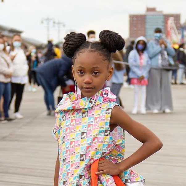 FashionWeekBK's tweet photo. The #nexttopmodels hit the #broadwalk #runway
season1 #kidsfashion in @zyemkids
“Fashion at Luna Park” co~produce by @moniqueglover @zyem_nyc @zyemkids @lunaparknyc Coney Island Brooklyn Photographers @shawnpunch @dianeallford
#bkstyle #fwbk #season1 #2021 https://t.co/TlOjZ7w3kC