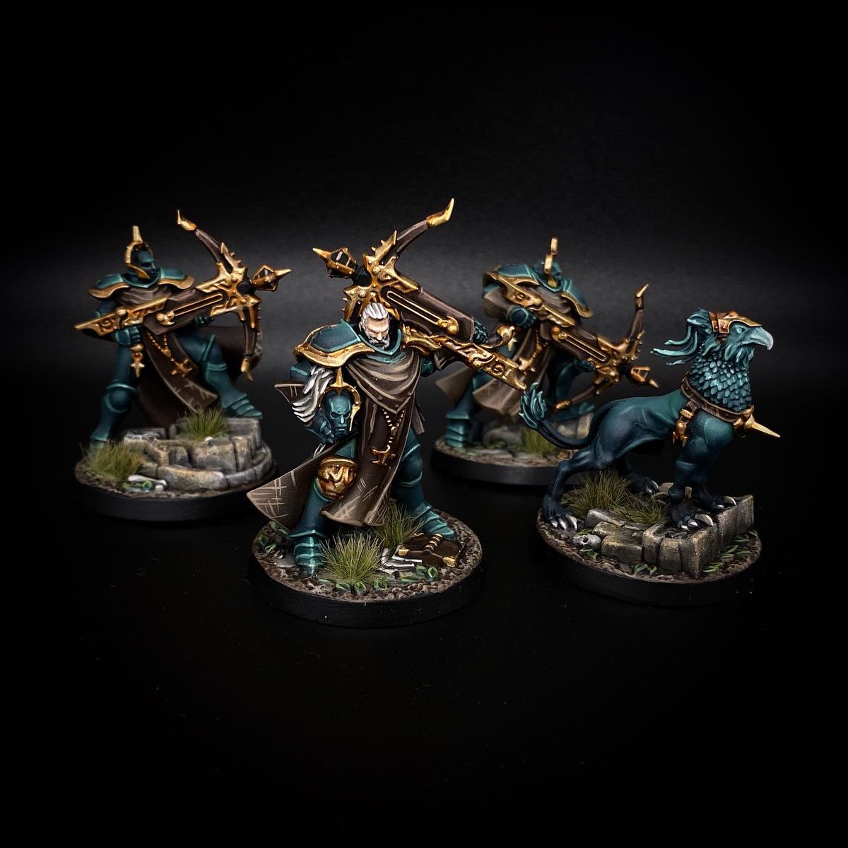 AShroudOfEmbers's tweet photo. @8bitJesus @warhipster @shropshiregamer @SoHellkite @FlingusD @Mortisaetas @kiesminis @Synchroneyess Thanks for the S/O boss! 

4 recent models, 4 cool painters

@Kirioth @xVocalTestx @AmandaZ36414040 @KittyEldritch 

#WarhammerCommunity #PaintingWarhammer #nighthaunt #stormcasteternals #crimsoncourt #soulblight #forestofstone #soulblightgravelords #warhammerunderworlds https://t.co/4S5xFvETIx