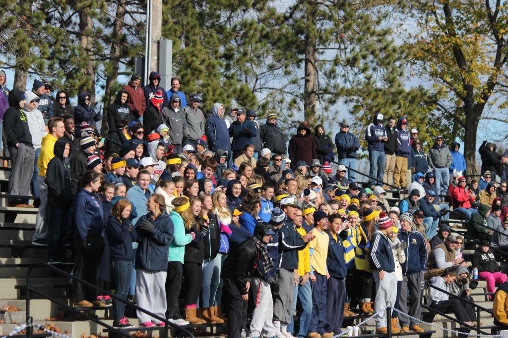 stbfootball's tweet photo. Looking forward to some cool air and a lot of familiar faces; 22 Days till we start! #BernardianFootball #WeAreStB @BernardianAthl1 @StBernardsCCHS @_DawgPound_ https://t.co/yThdOAia5R
