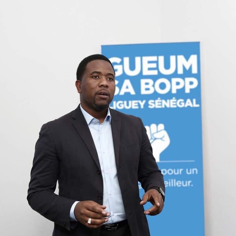 gueumsabopp's tweet photo. Rendez-vous au sommet avec le Président Bougane et GUEUM Sa Bopp 🤛🏾 #kebetu #kebetu #kebetou #teamgueumsabopp #freesenegal #bougane2024 https://t.co/hGnAD3eWsm
