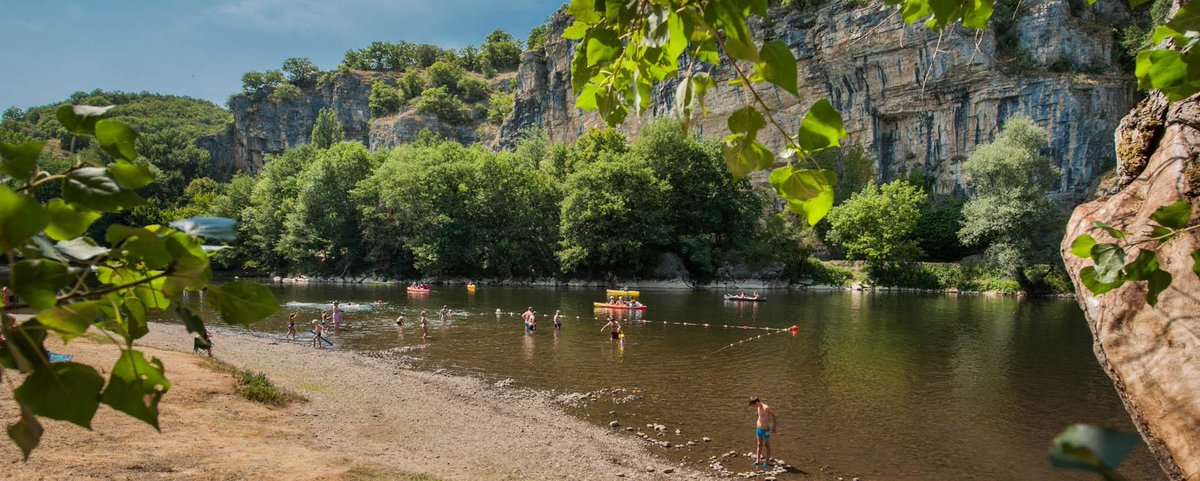 VoyageOccitanie's tweet photo. [💦 Eaux Vives] Rivières et lacs : le plaisir de se rafraîchir sera aussi grand que celui de découvrir un coin superbe, parfois secret, toujours préservé : https://t.co/RuLVpQbTSA https://t.co/9ZEhENpyiO