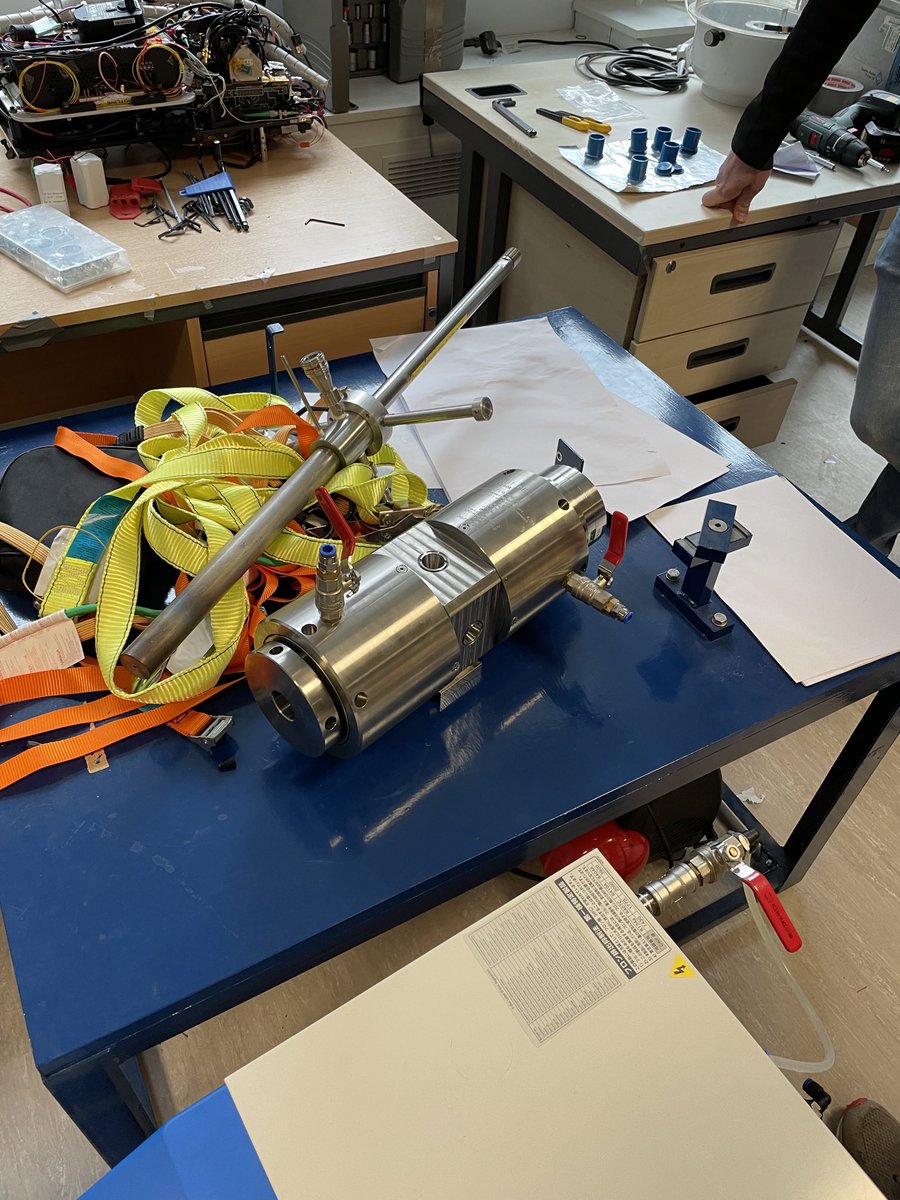 Excited to receive today our new X-ray transparent IHPV!