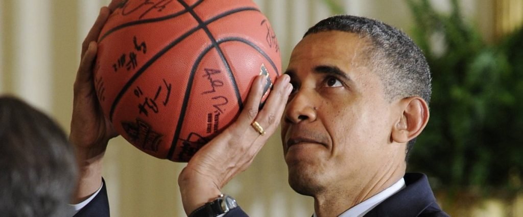 El ex presidente de Estados Unidos Barack Obama se une a @NBA_Africa como socio estratégico #Obama #NBA @NBA sporthub.la/el-ex-presiden…