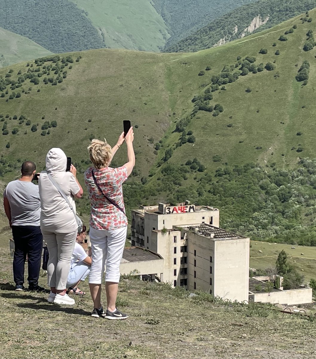 zachemism's tweet photo. #vladikavkaz #osetia #Karmadon #Кармадонскоеущелье #владикавказ #2021 https://t.co/wUC07ifjCv