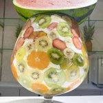 大阪市中崎町駅近くにあるお店「cafe303」の、ジューシーで美味しいフルーツをふんだんに入れた日本…