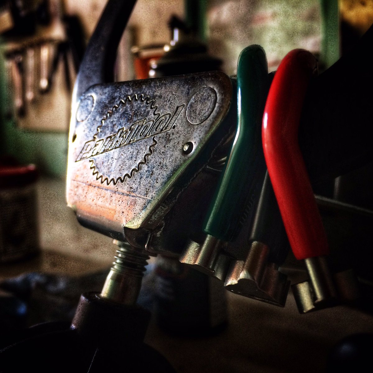 the_bicycle_boy's tweet photo. All quiet after the storm #wheelbuilding #parktool #ts2 #sapim #workshoplife #myday #iphotography #thebicycleboy https://t.co/eDt5EiVEC4