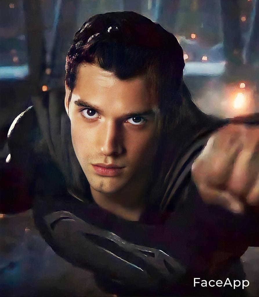 RafmandoManiaol's tweet photo. #ShowtimeKaBonding Thursday
❤️ MR. HENRY CAVILL, @henrycavill 
is SUPERMAN. 💪😍👊 https://t.co/LPWY0cyKHl