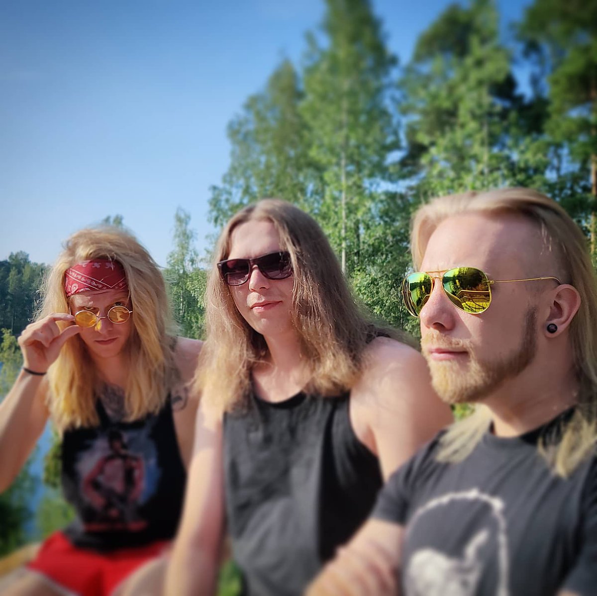 LaitonTaka's tweet photo. 🔥SPONSORED CONTENT ALERT🔥

Because the summer's been crazy and bright everywhere we highly suggest that you rely on rela.sunglasses also!!🕶 

With the code "TAKALAITON" you'll get immediately 50% OFF YOUR PRODUCT and FREE SHIPPING!

Get your set of rela.sunglasses TODAY!🔥🔥 https://t.co/JZLCqOHnrS