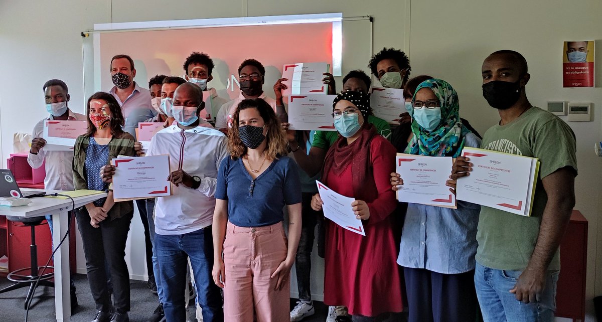 diad_sergio's tweet photo. Félicitations à la 5e promotion #Refugeeks de #SimplonNantes. 100% de réussite malgré le contexte sanitaire difficile!
Bon courage à tous pour le suite 💪✌️🏆
@SimplonGdOuest @simplonco https://t.co/jPMwd2B1Jc
