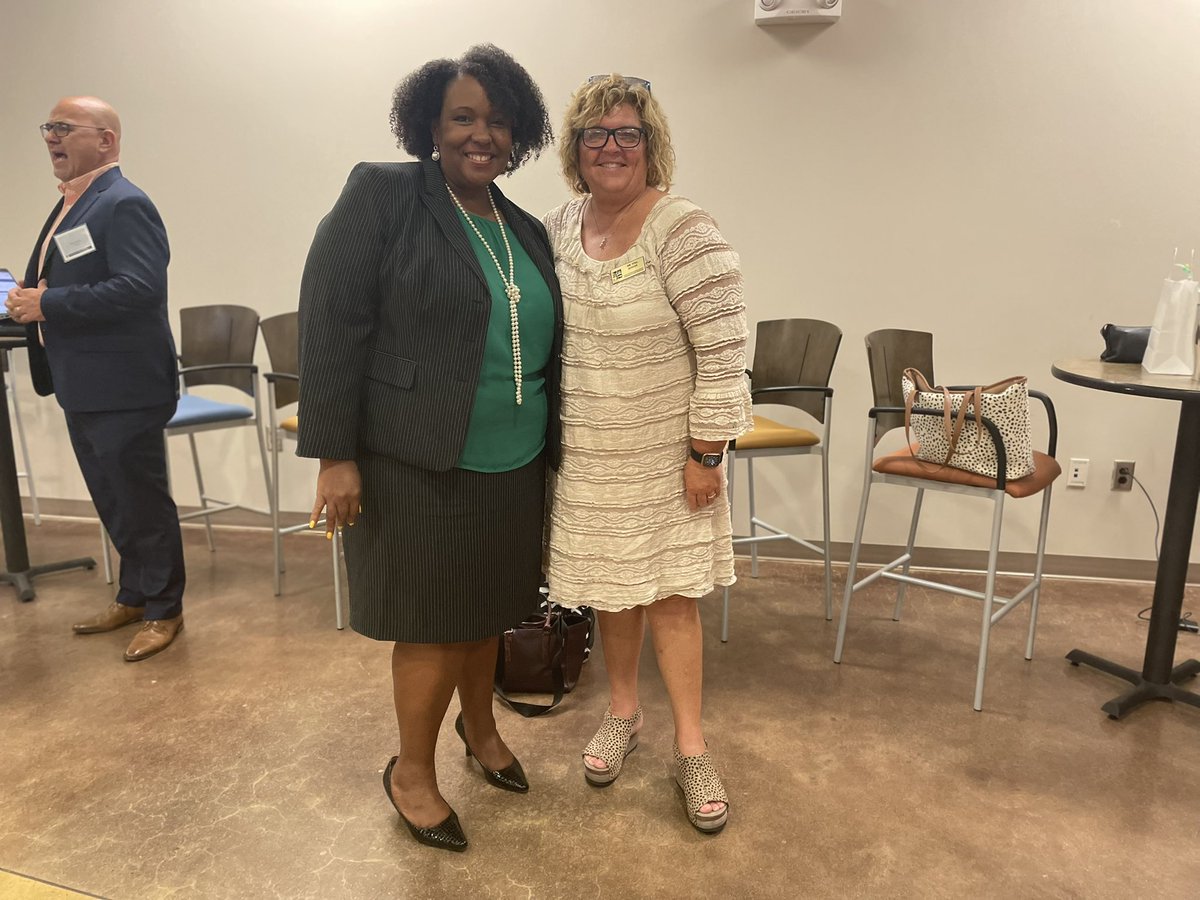 tricia_townsend's tweet photo. Happy Day 2 of the Federal Programs New Director’s Institute from Program Administrators who support the Southwest, Southeast, and Western Regions of the state. #ncndi21 https://t.co/FjFg52OxR9