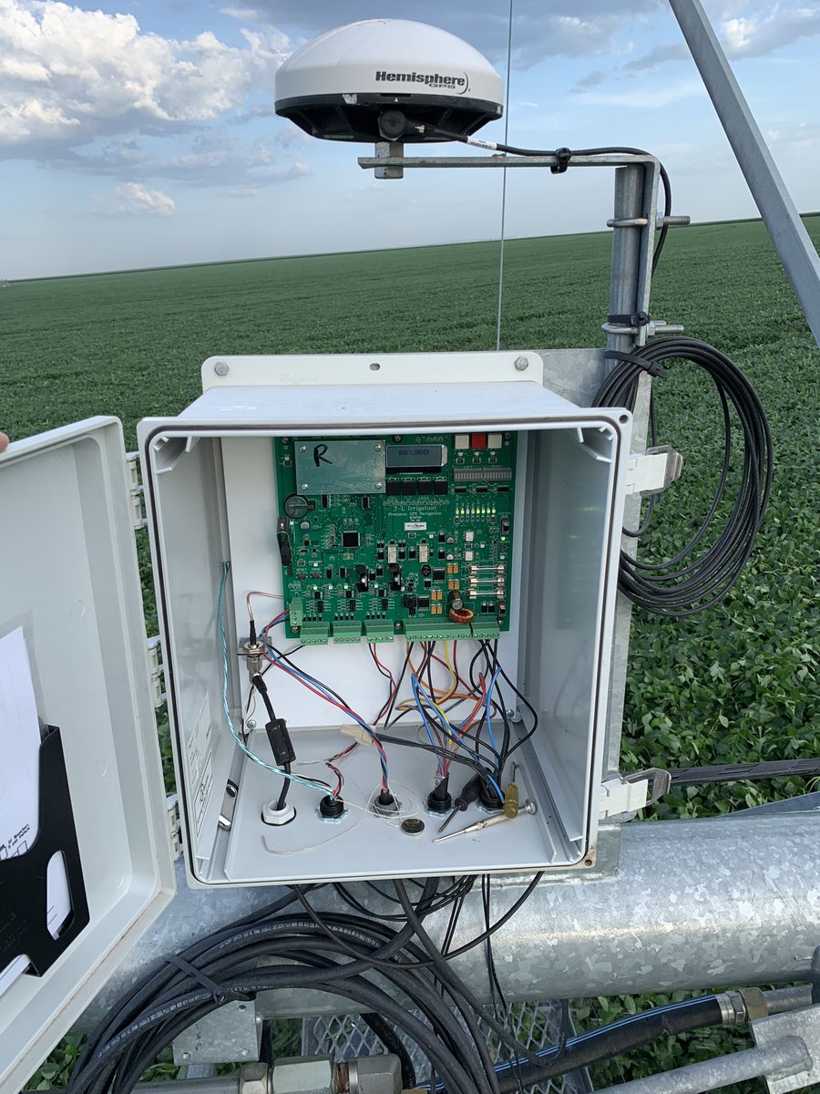 NebFarmerDan's tweet photo. Hey @VP Kamala I’m out here in the middle of Nebraska updating software for the GPS system on my center pivot to make the corner system work properly. I’m just a little confused on which button to push to make copies?!?!?! #MakingCopies #ALittleHelp https://t.co/AE7hZe1Tid
