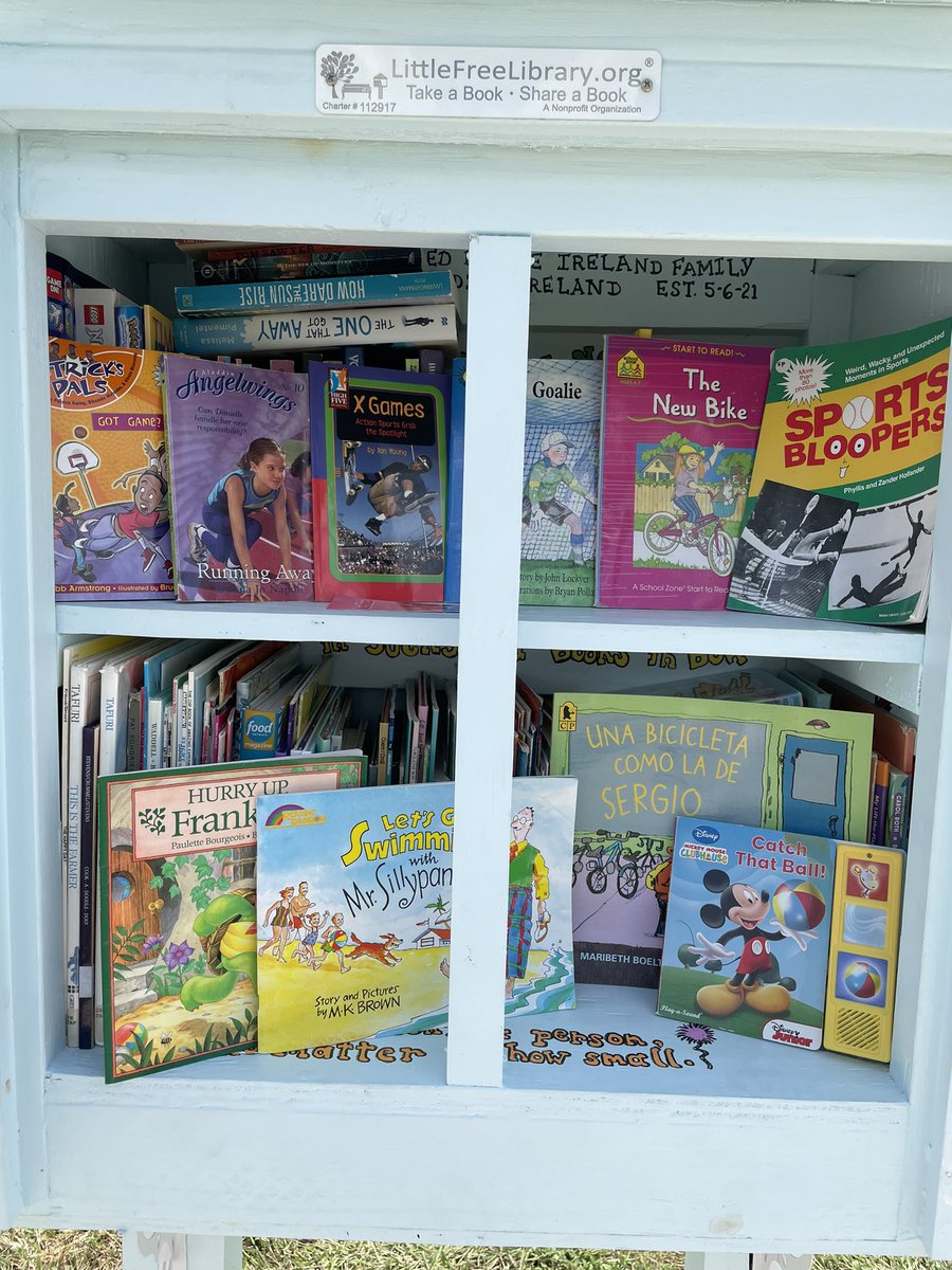 Ceimusic's tweet photo. The @NISDKayFranklinES book nook is celebrating the summer Olympics and all things sports today! https://t.co/VZaDlgZgrg