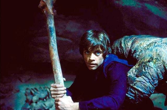SiennLovesLuke's tweet photo. One of the most important messages in VI to me is that Luke is a Jedi because of his decisions and his heart, not his Force skills. He's certainly more powerful than in V, but by comparison his Force skills are still rather basic. The key is his wit, resourcefulness and courage. https://t.co/U1KGrFjuNx