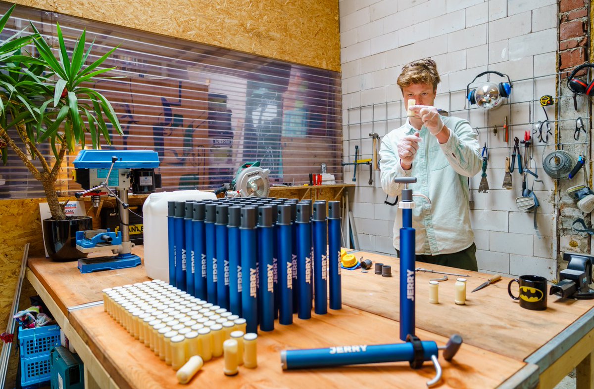 tudelftglobal's tweet photo. According to the @WHO, 780 million people worldwide lack access to clean #DrinkingWater. With his #JerryCanFilter, Olivier de Gruijter aims to provide people in #LMICs with a simple & accessible tool to filter their drinking water. https://t.co/ivbw9mVN6k #TUDelftGlobalInitiative https://t.co/5zbrhcsq3A