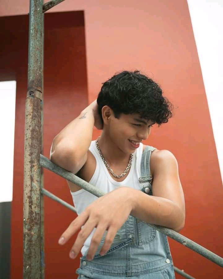 ANG POGI MO <a href="/kkydsnts/">KDS™</a> 😍❤️❤️❤️