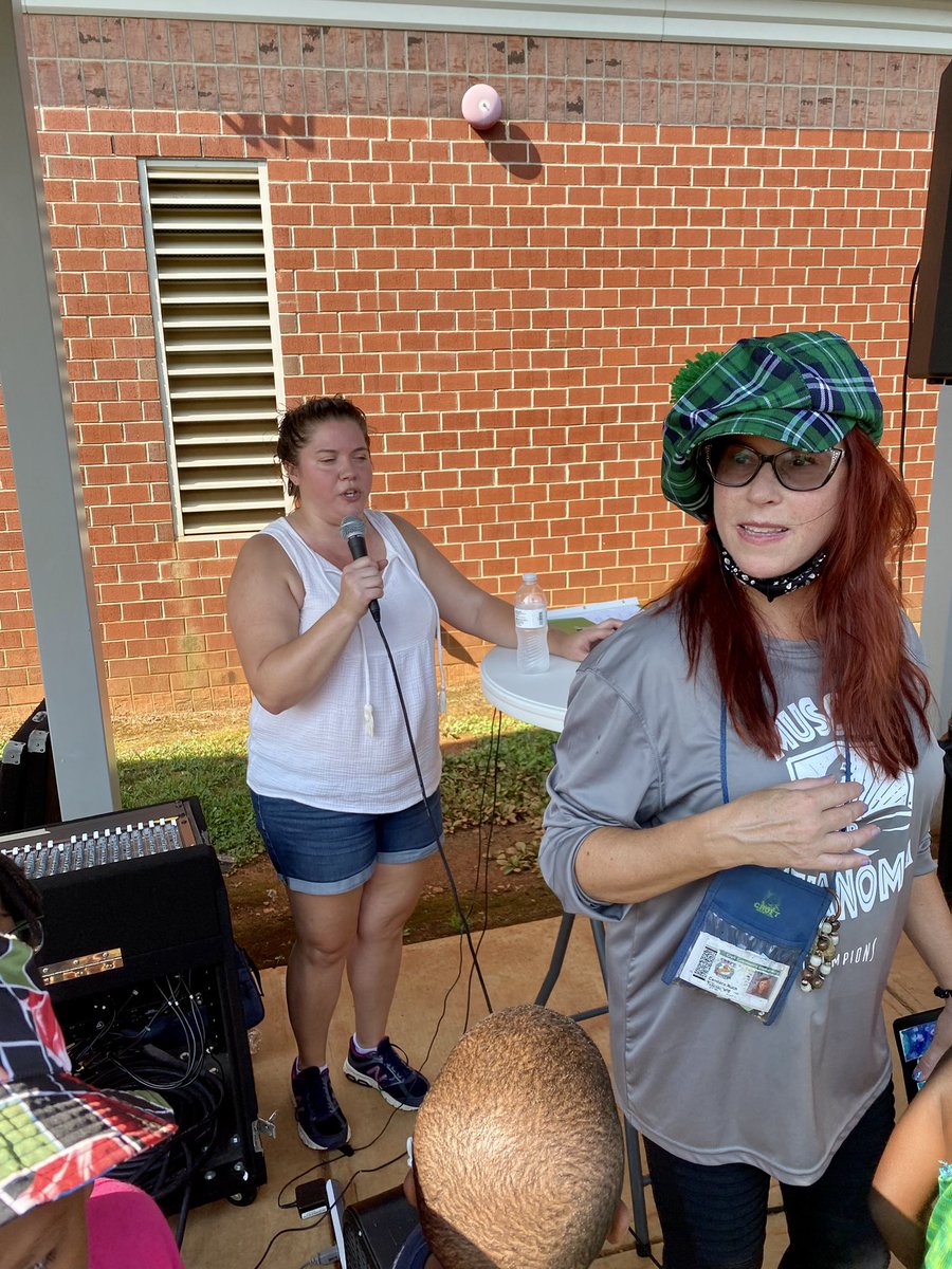 CroftColts's tweet photo. What an AMAZING day to wrap up #campcms !  Our community partners showed the love today to our #campcms students by filling it with so much fun! Thank you so much to 
#crosswayclt , #harvestclt, and #crosspointeclt @CharMeckSchools https://t.co/CooxmxzeV1
