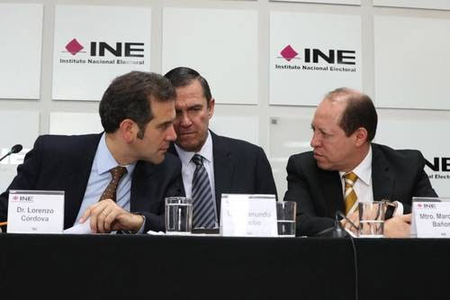 Enemigos de la democracia: A unos días de que se realice la consulta popular sobre el desempeño de los políticos en el pasado, Morena demanda al INE corregir las fallas de la plataforma que permite ubicar las casillas para votar.
vía <a href="/lajornadaonline/">La Jornada</a>
bit.ly/378UF2k