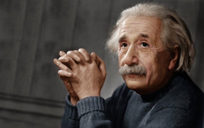 « La folie est de toujours se comporter de la même manière et de s'attendre à un résultat différent. »
Albert Einstein