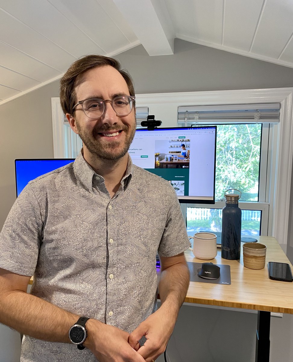 ShopifyEng's tweet photo. Earlier this year, intern, @WillieCostello was instrumental in launching Orders in Context, a new in context-analytics experience that launched to all merchants in May. Today he’s a full-time Data Scientist at Shopify. #NationalInternDay https://t.co/TdFMEyTG0N
