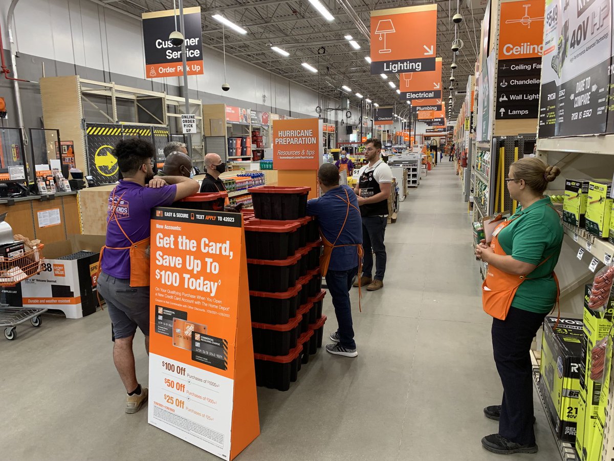 Hello Team Apopka getting pk’ed by Dan the Canter Man… time to help our customers stay out of the dark and the heat….Free In Home Consultation!
10 year warranty by Canter! We have the product sitting in Canters warehouses right now!!