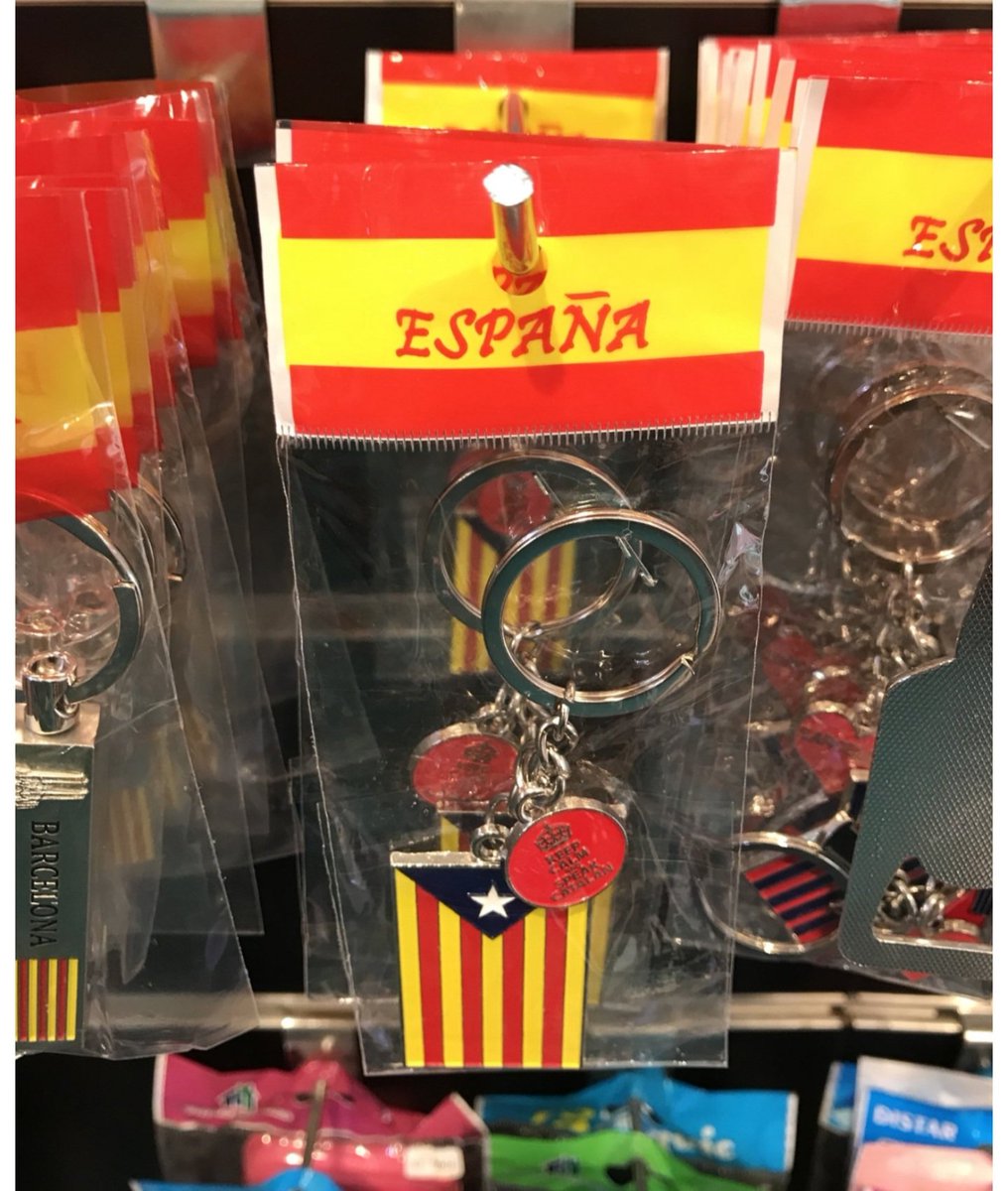 Miquelet786's tweet photo. Aquest país em descol.loca. ?????

Spain is different, but Catalunya is not Spain. 🎗 https://t.co/urzzKvEYpN
