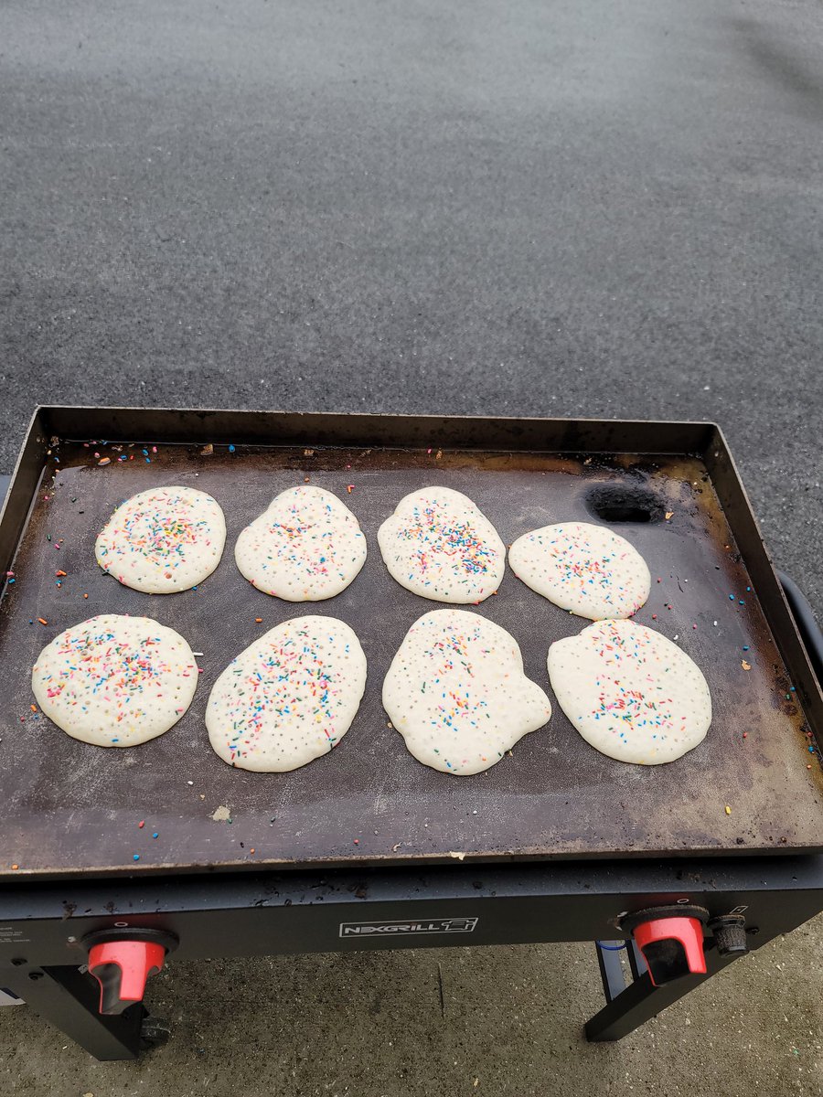 Doing some funfetti pancakes on the ol' Nexgrill for pancake day. Day 4 of giving thanks to our associates! <a href="/ChampaignHD1984/">ChampaignHD1984</a> <a href="/hdjustjoan/">Joan Morris</a> <a href="/jesse_klingbeil/">Jesse Klingbeil</a> @LemmaTony