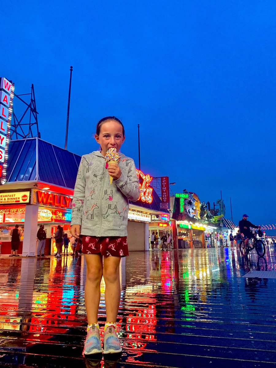 STCschool1's tweet photo. Rising 1st grader, Declyn, didn’t let a rainy night ruin her vacation as she enjoyed ice cream on the Wildwood Boardwalk. Enjoy the last weeks of your summer break Orlando family! #stcfamily 💙 #summerbreak2021 ☀️ https://t.co/lFZPjlyeTk