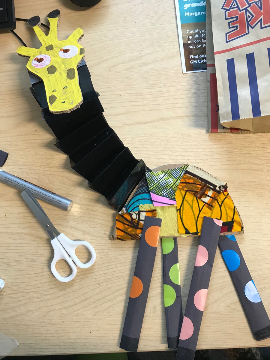 curiouscrafty's tweet image. These Giraffes are absolutely stunning made by children at Brooklands Library in Whythenshawe @MancLibraries #wildworldheroes #curiouscrafty #manchesterlibraries