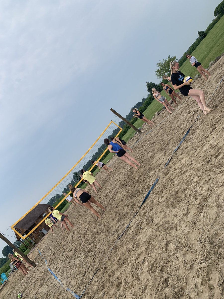 mac_vb's tweet photo. Final summer workout! #readyforAugust #hardworkpaysoff https://t.co/j5a3pdkrkt