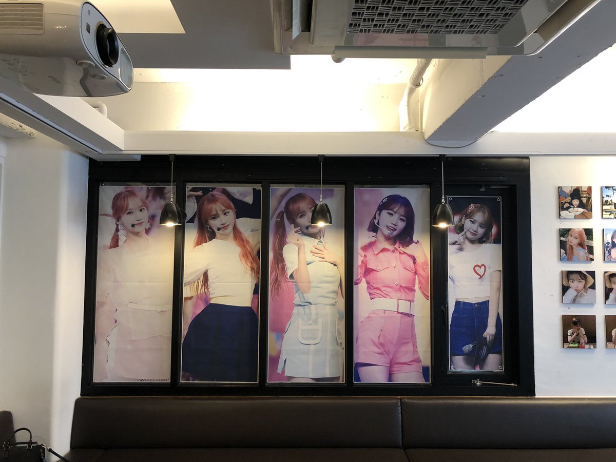 Love_Lane_'s tweet photo. 홍대 더블유 카페 서울 이벤트 준비가 완료되었습니다. 

채원 생일 카페 이벤트
더블유 카페 홍대
2021. 07. 30 ~ 2021. 08. 02

Chaewon Birthday Cafe Event
W cafe Hong dae
30.Jul.2021 ~ 2.Aug.2021

#김채원 #CHAEWON #더블유카페
#한여름_나의첫사랑_채원이에게 
#Saesons_in_the_Summer https://t.co/GQVsTpiaNi