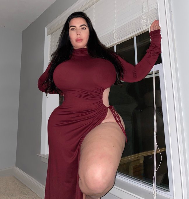 🍗🍗 https://t.co/tRW3M0QzVf