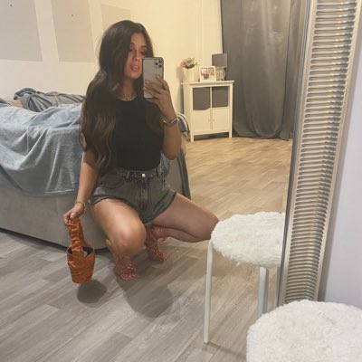 emlouhamx's tweet photo. I’m backkkkkkkkk #NewProfilePic https://t.co/cNfkAwAisf