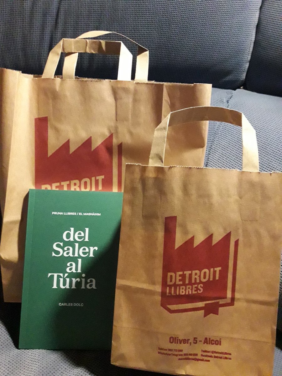 @PrunaLlibres @DetroitLlibres @LlibreriaBabel @ElCresol @fan_set_ @LaRepartidora @LaTraca @LPrimado @LaLlibreria @SomnisPaper A la Detroit també tenen...