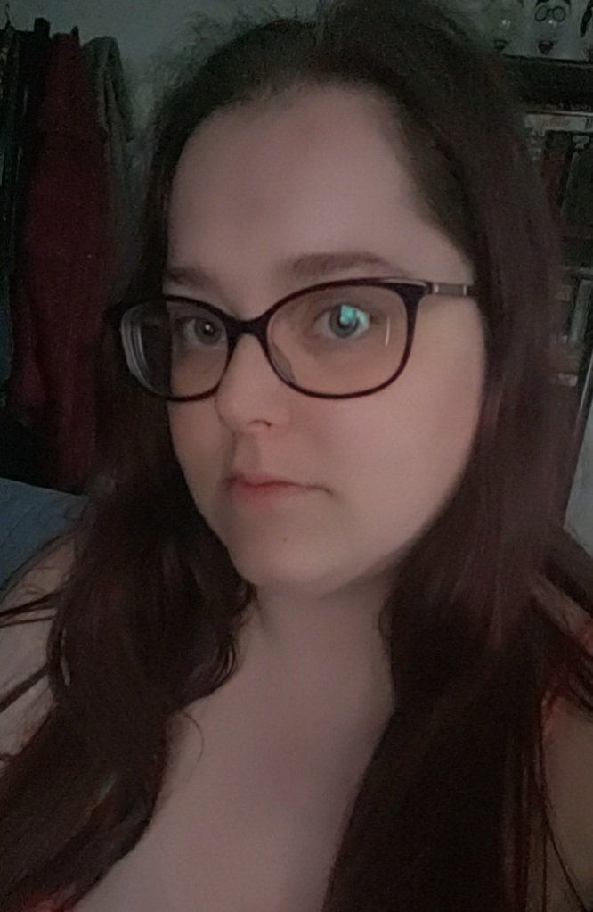 missmathnerd's tweet photo. Pool day today!?! Sounds good to me. https://t.co/gybMUcN6Hd