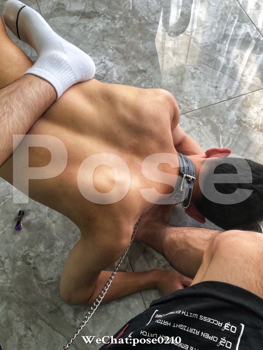 Pose tweet media
