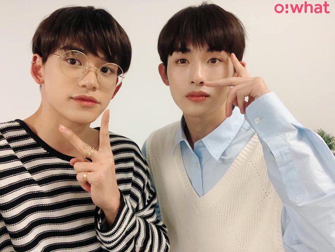 hourlyluwin's tweet photo. 210508|| 
 O!WHAT 

✌️

#WINWIN #董思成 #윈윈 #LUCAS #黄旭熙 #루카스 #WayV #港昀 #욱윈 #LUWIN #ลูวิน https://t.co/TkP5GnBkwk