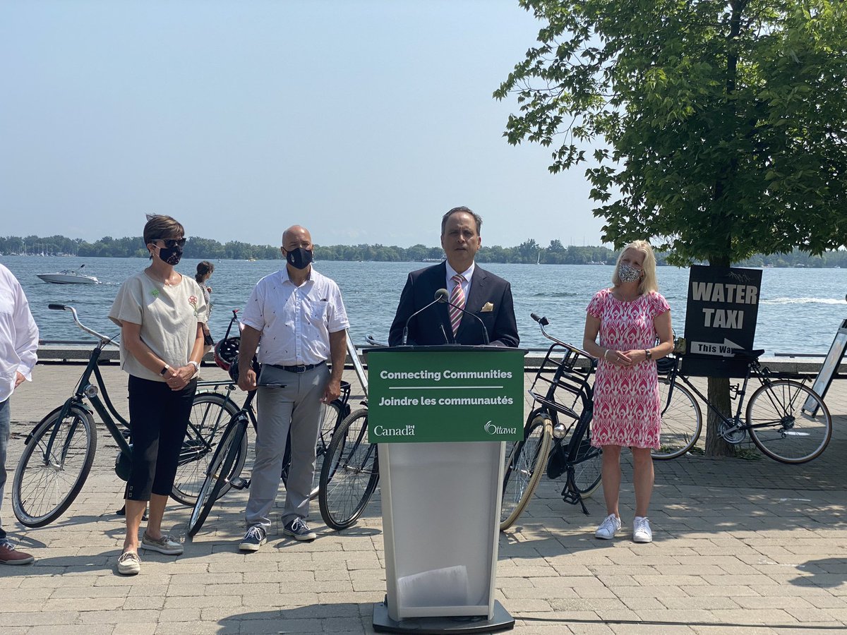 DenzilMW's tweet photo. Yesterday, the federal govt launched 🇨🇦‘s first #ActiveTransportationStrategy.
These new funds are crucial for improving active transportation in the #CityofTO, at a time when there is increased demand to make all modes of travel easier, safer & more efficient. https://t.co/sFOhZzfUww