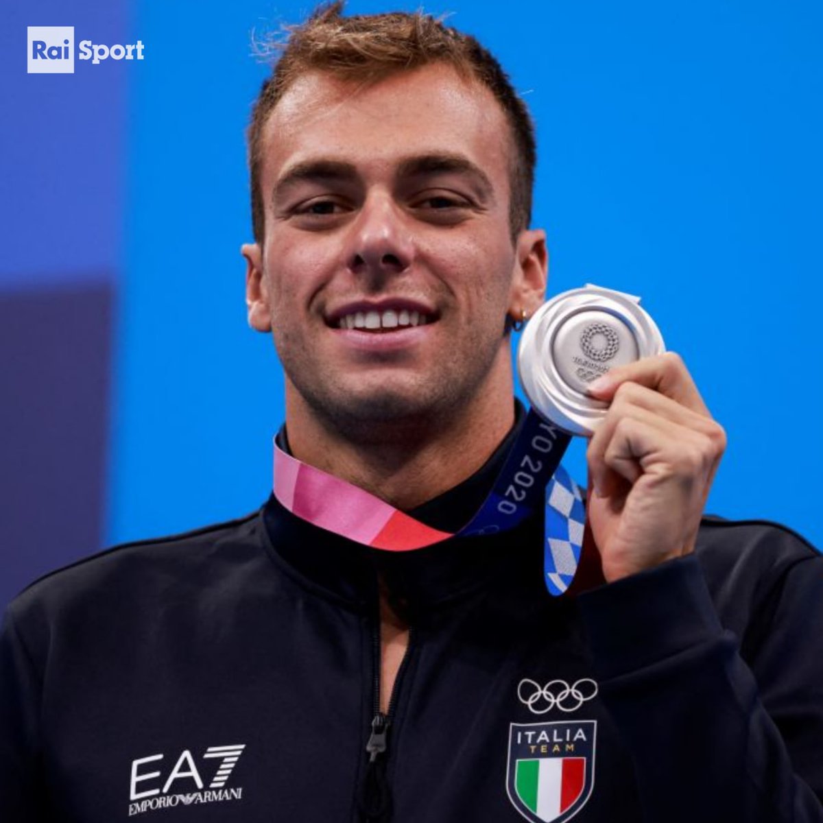 RaiSport's tweet photo. 🏅Le medaglie di oggi - #29luglio

🥇 #Cesarini, #Rodini - ORO #canottaggio

🥈 #Paltrinieri - ARGENTO #nuoto 

🥉 #Oppo, #Ruta - BRONZO #canottaggio 

🥉 #Volpi, #Errigo, #Batini, #Cipressa - BRONZO #fioretto

#Tokyo2020 #GiochiOlimpici  #ItaliaTeam #Fencing #Swimming https://t.co/BwYPu8RM2v