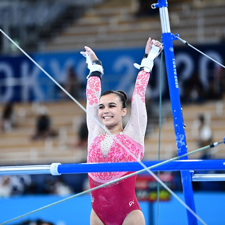 gymcan1's tweet photo. @brooklynmoors finished 16th overall in the women's AA final today @tokyo2020. READ MORE: https://t.co/AgCQXSPITt https://t.co/T1DfN0h28Y