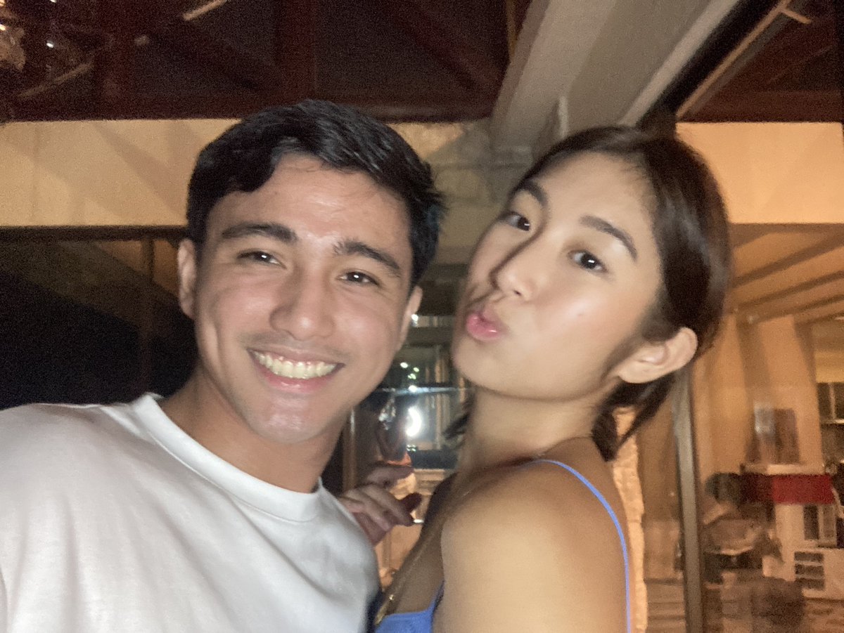 crismarmench's tweet image. 