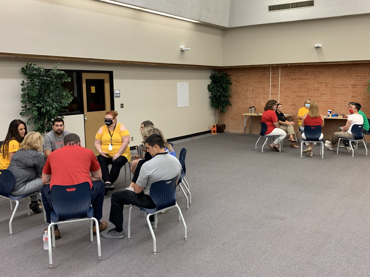 gilalvarez259's tweet image. Elementary principals engaging in a community building restorative circle at their principal learning academy. They are committed to ignite learning throughout @WichitaUSD259! #Wpsignitelearning #wpsproud @AThompson259