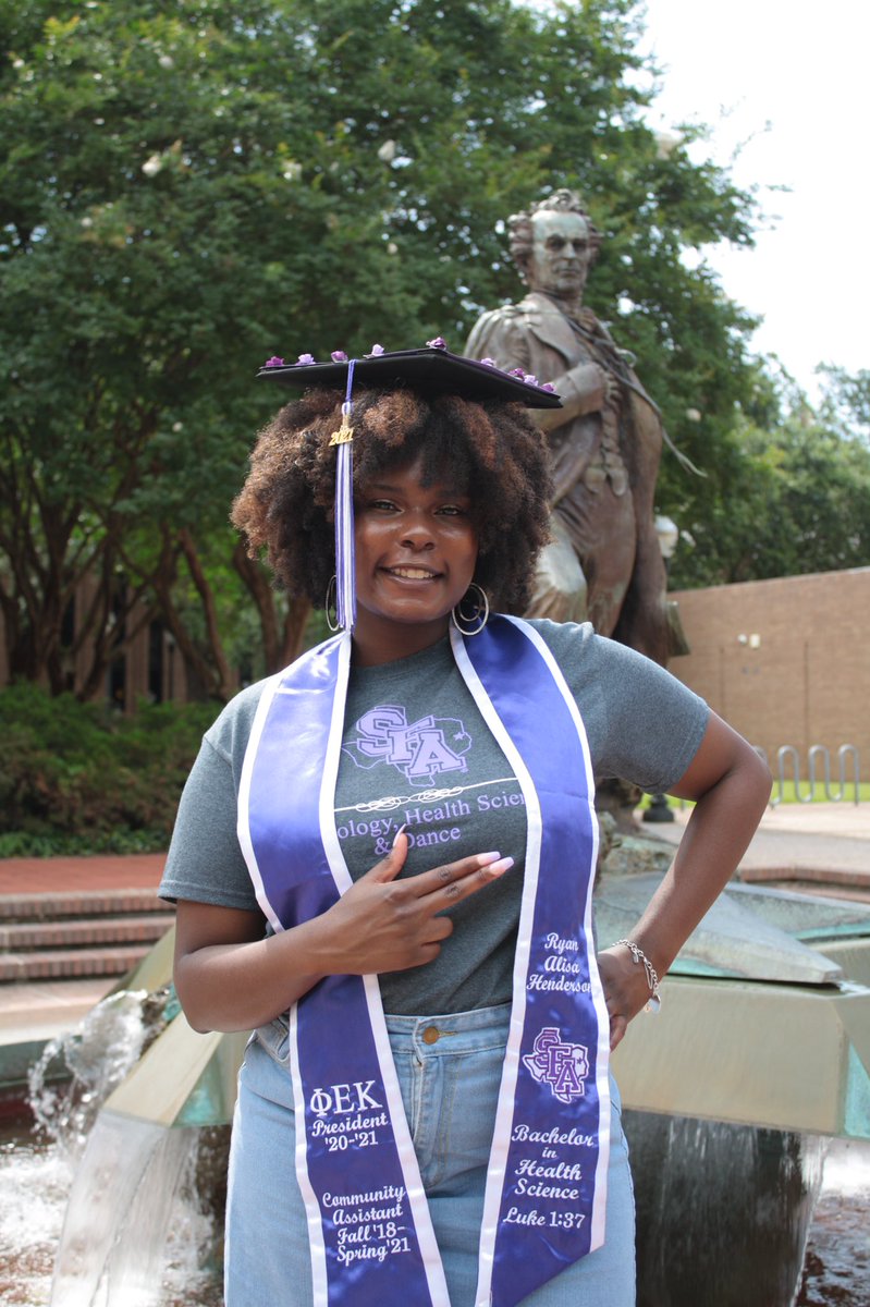 its_ryana's tweet photo. “For with God nothing shall be impossible” Luke 1:37
B.S. in Health Science w/ a minor in Psychology 👩🏿‍🎓
August 7th, 2021 💜🤍 https://t.co/oULkEKckQA