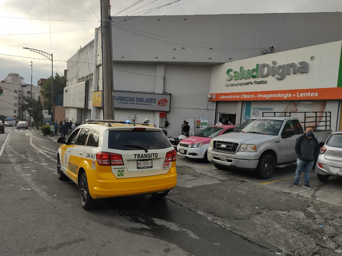 EnlaceTAguilas's tweet photo. #DesdeTempranito ya están los #Halcones @En_LasAguilas recuperando vialidad sobre Calzdelas Águilas a la altura de @SaludDigna
Hoy habrán recorridos constantes. #RespetaReglamento gracias @OVIALCDMX @PORLASAGUILAS @veclauac @LomaAguilassur https://t.co/wOoLwwwykp